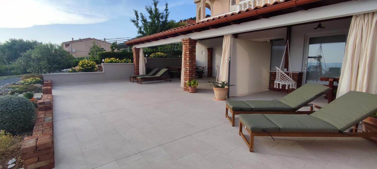 Apartments Tinjarosa Mundanije Kültér fotó