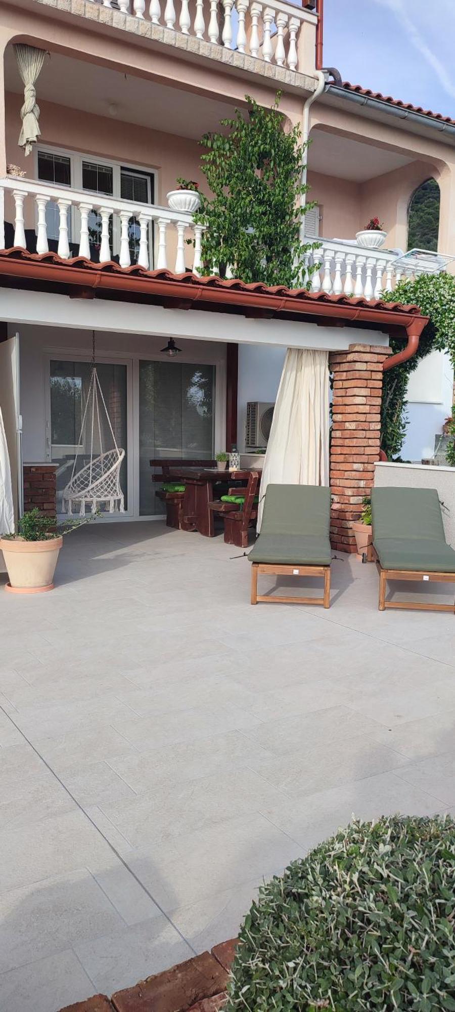 Apartments Tinjarosa Mundanije Kültér fotó