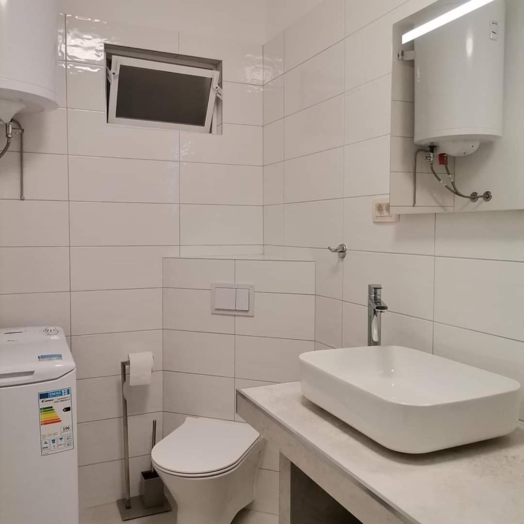 Apartments Tinjarosa Mundanije Kültér fotó