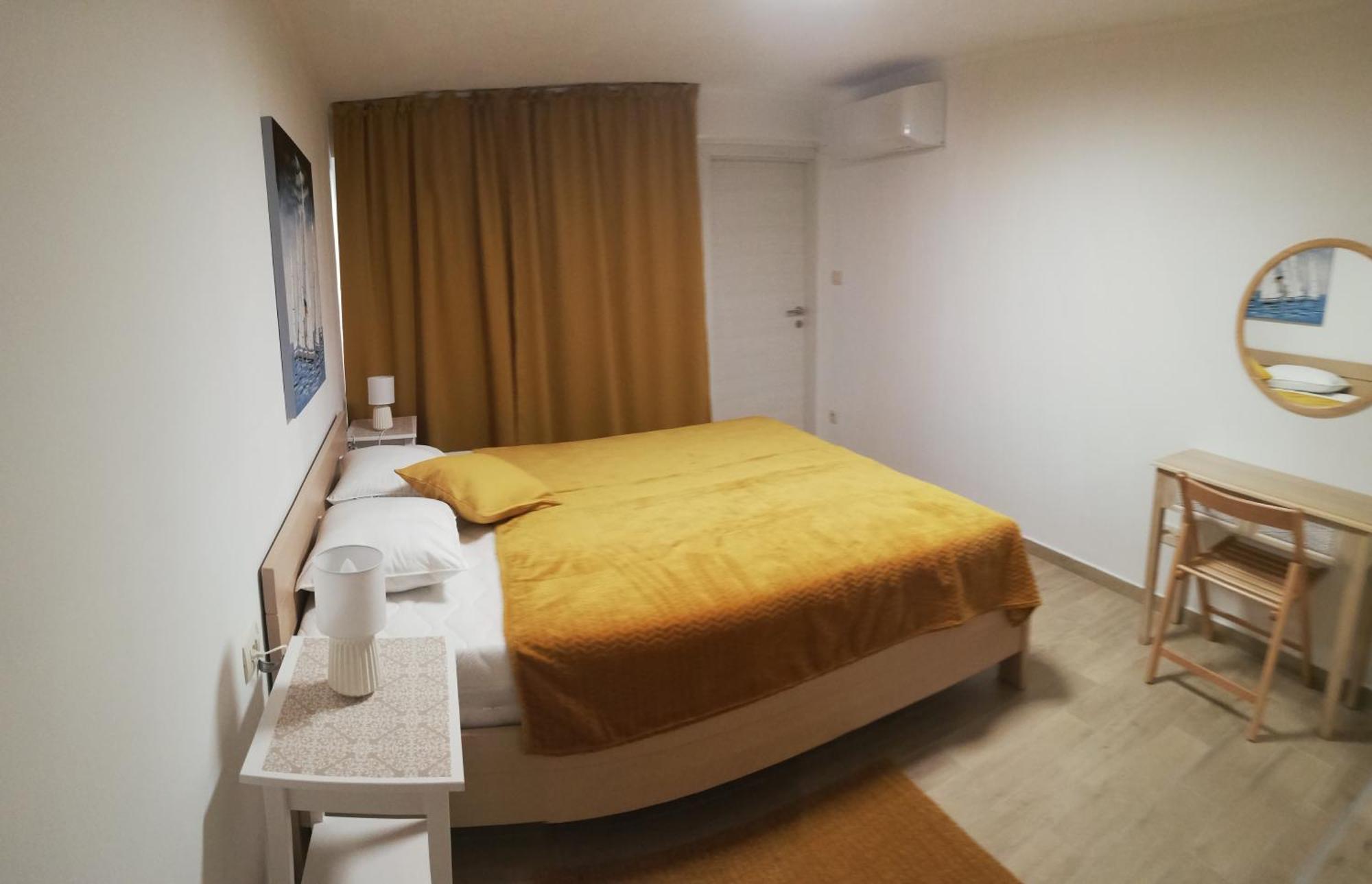 Apartments Tinjarosa Mundanije Kültér fotó