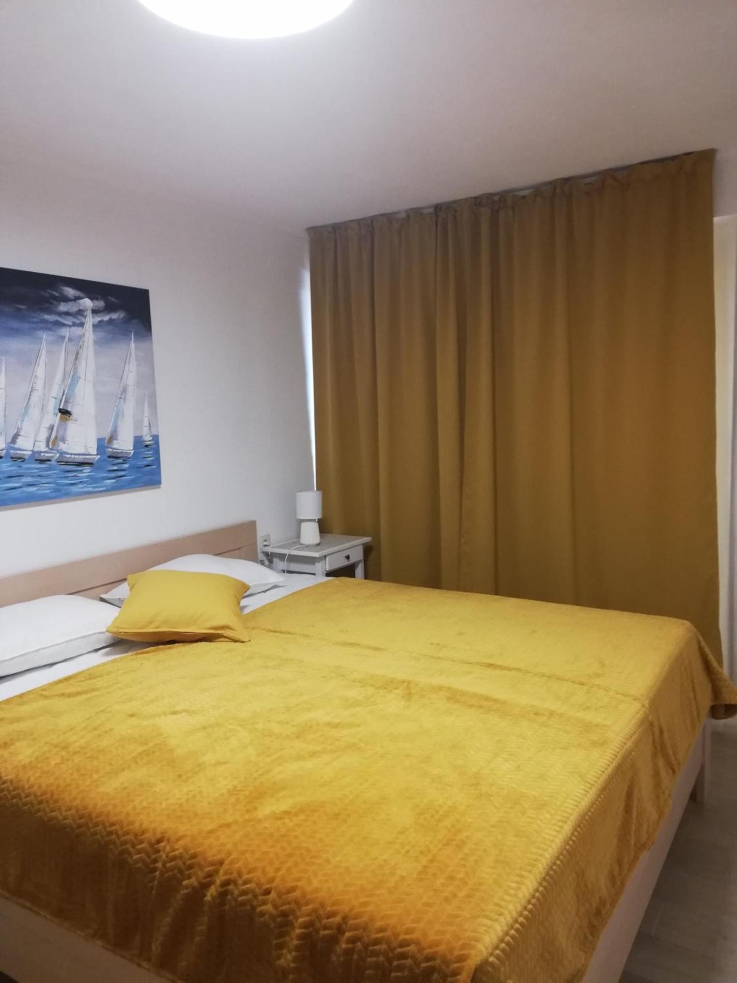 Apartments Tinjarosa Mundanije Kültér fotó